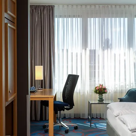 Mercure Tempelhof מלון