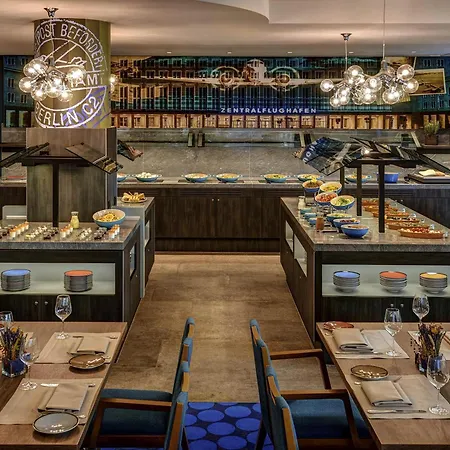 Отель Mercure Tempelhof Берлин