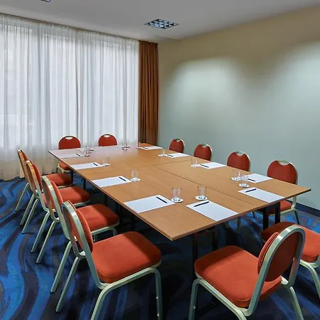 Mercure Tempelhof Hotel 4*