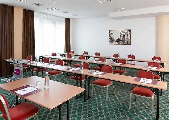 Отель Mercure Tempelhof 4*