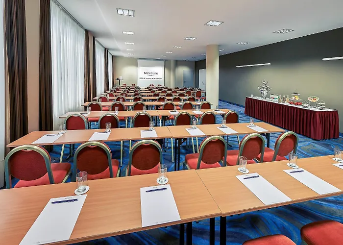 Отель Mercure Tempelhof 4*