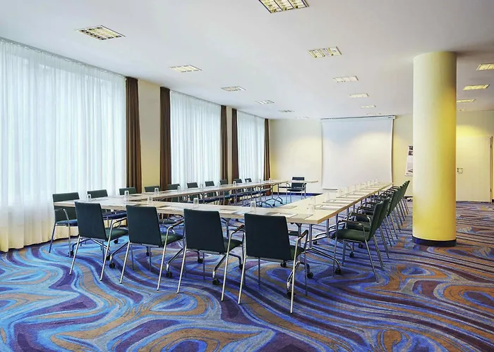 Отель Mercure Tempelhof Берлин