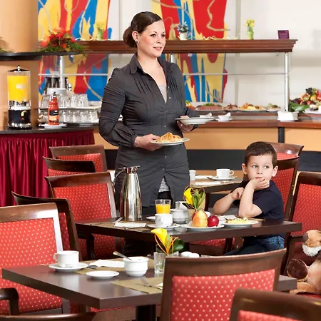 Mercure Tempelhof 4*