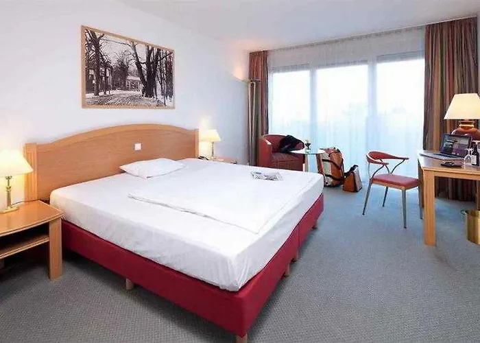 Mercure Tempelhof 4*
