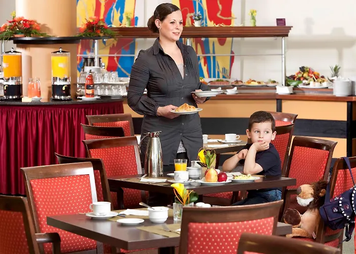 Mercure Tempelhof 4*