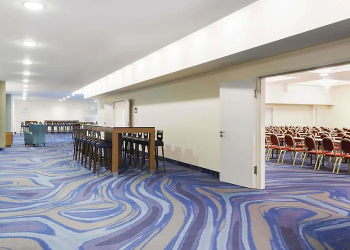 Mercure Tempelhof 4*